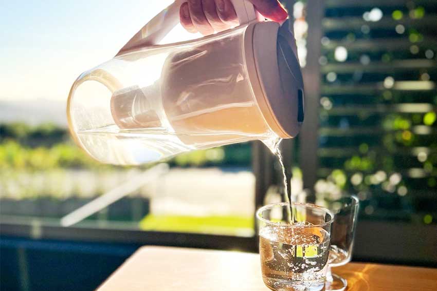 A Guide to Water Filter Pitcher Maintenance: How to Care for your Gentoo Glass Water Filter Pitcher